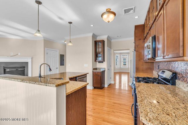 602 Park Avenue, Middletown, NJ 07758