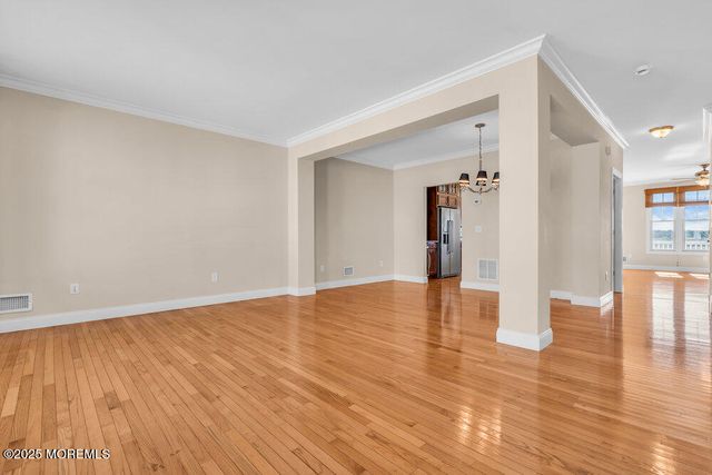 602 Park Avenue, Middletown, NJ 07758