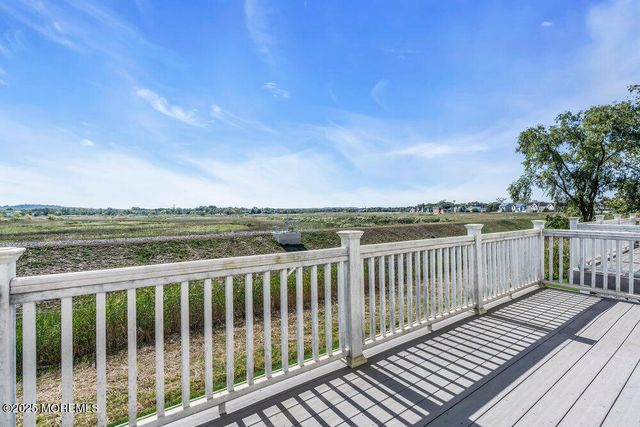 602 Park Avenue, Middletown, NJ 07758