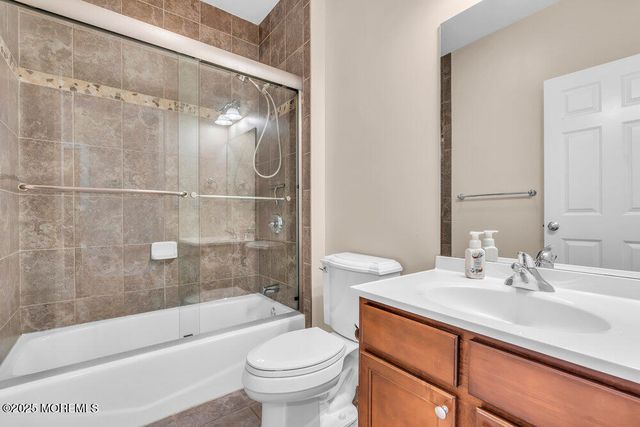 602 Park Avenue, Middletown, NJ 07758