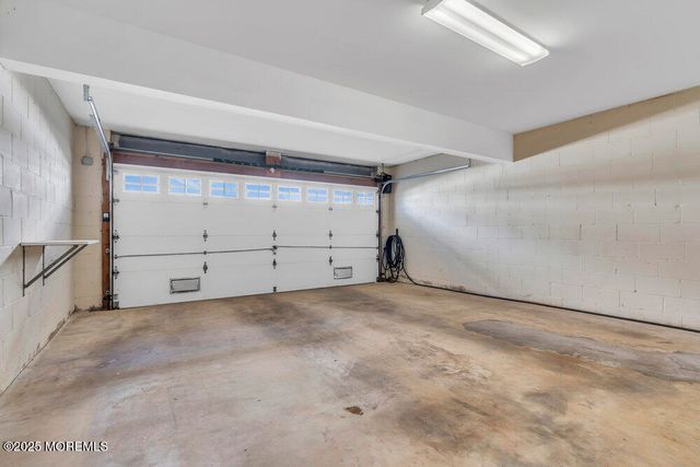 602 Park Avenue, Middletown, NJ 07758