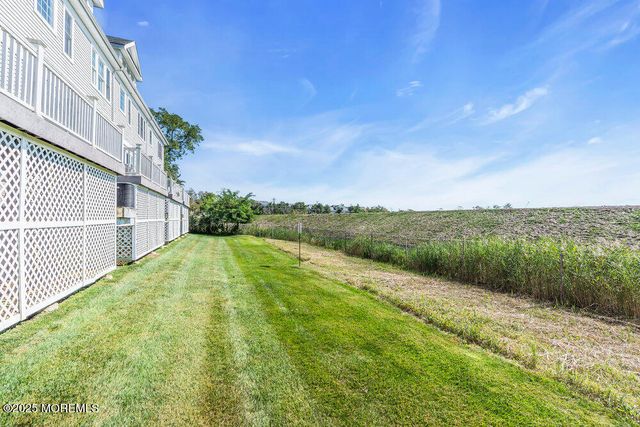 602 Park Avenue, Middletown, NJ 07758