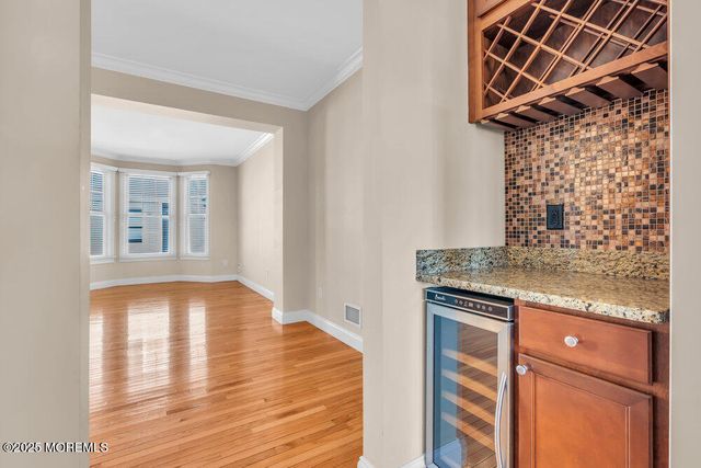 602 Park Avenue, Middletown, NJ 07758