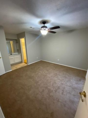 2942 Heritage Colony Drive, Webster, TX 77598