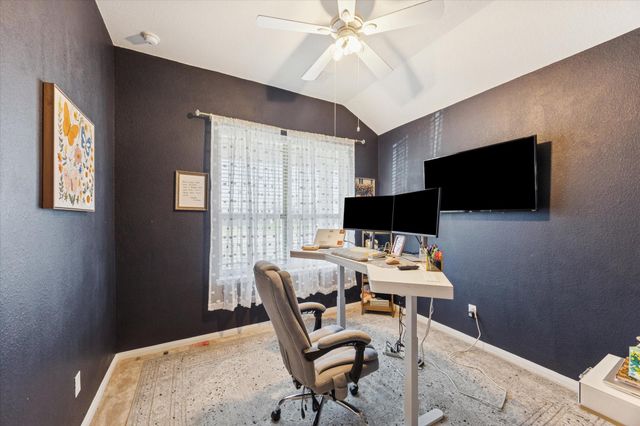 110 White Wing Lane, Sealy, TX 77474