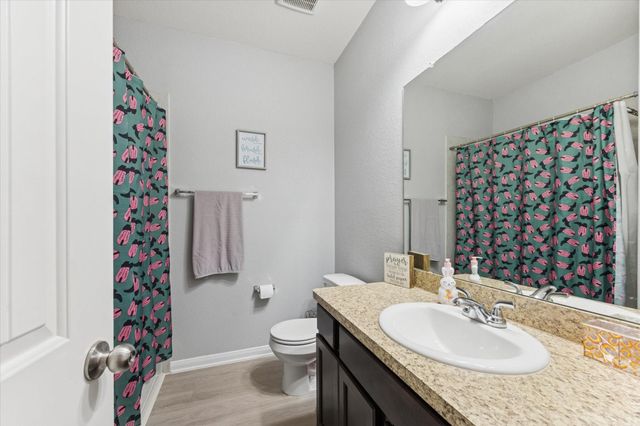 110 White Wing Lane, Sealy, TX 77474