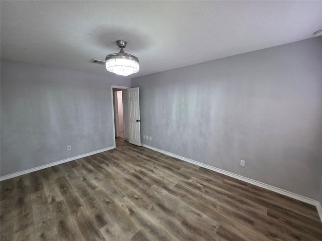16806 Sandypine Circle, Spring, TX 77379