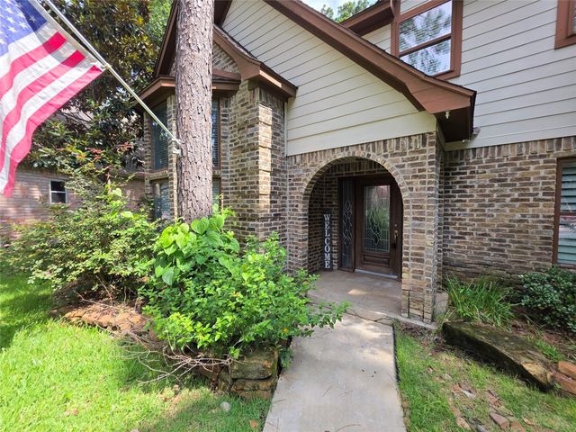 16806 Sandypine Circle, Spring, TX 77379
