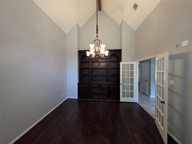 16806 Sandypine Circle, Spring, TX 77379