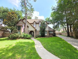 16806 Sandypine Circle, Spring, TX 77379