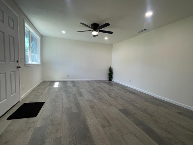 1785 W Hazelton Ave, Stockton, CA 95203