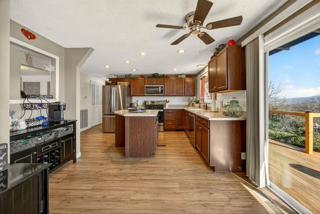 6251 Ventura Lane, Central Point, OR 97502