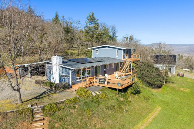 6251 Ventura Lane, Central Point, OR 97502