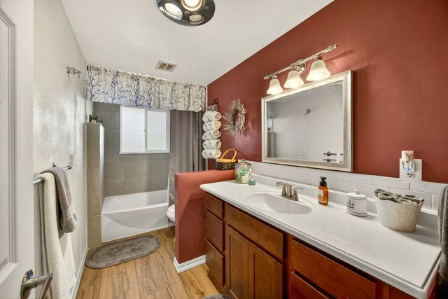 6251 Ventura Lane, Central Point, OR 97502