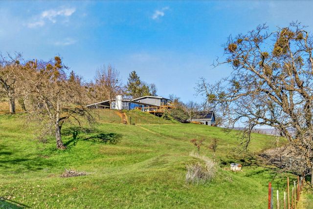 6251 Ventura Lane, Central Point, OR 97502