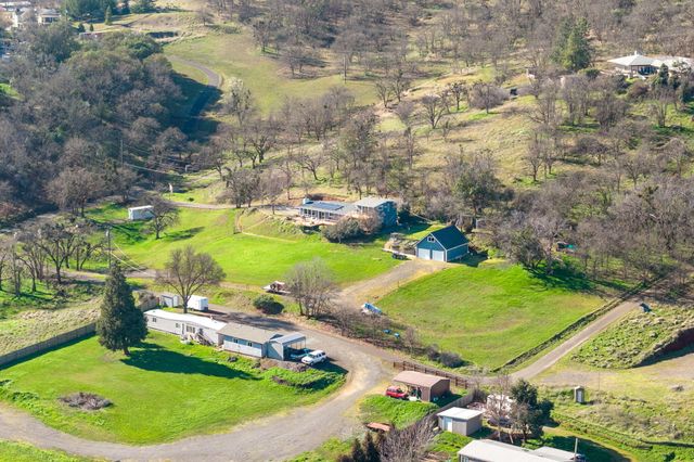 6251 Ventura Lane, Central Point, OR 97502