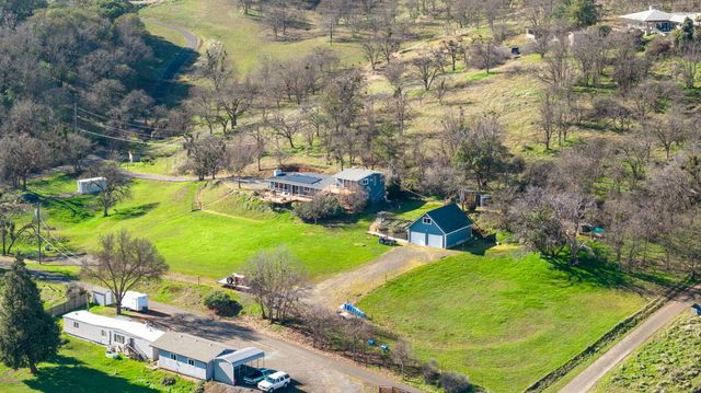 6251 Ventura Lane, Central Point, OR 97502