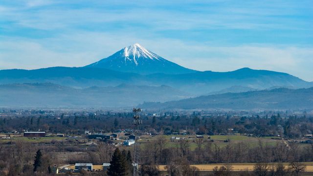 6251 Ventura Lane, Central Point, OR 97502