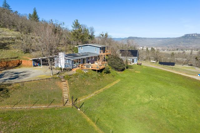 6251 Ventura Lane, Central Point, OR 97502