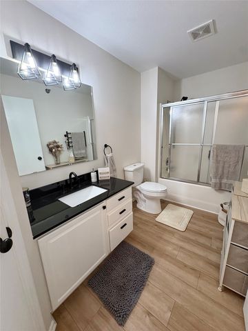 1335 SE 6th Street 304, Grimes, IA 50111