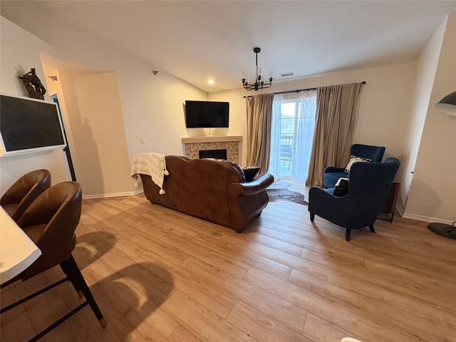 1335 SE 6th Street 304, Grimes, IA 50111