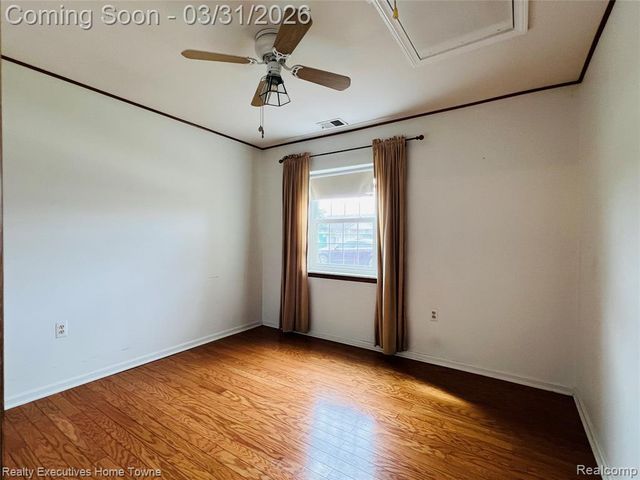 25860 Lira Lane 5, Warren, MI 48089