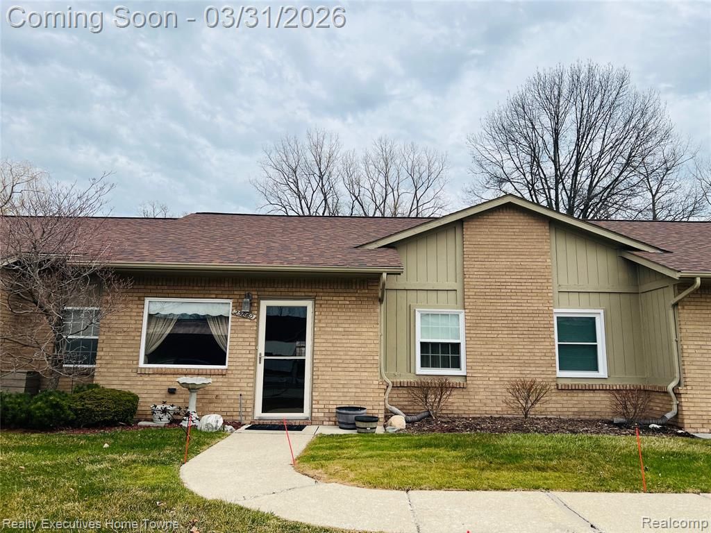 25860 Lira Lane 5, Warren, MI 48089