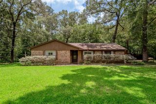 118 Pine Ridge Lane, Huntsville, TX 77340