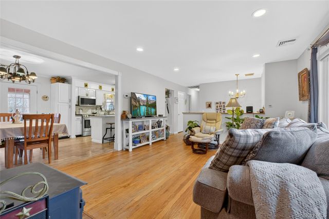 81 Brandy Lane, Wappingers Falls, NY 12590