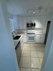 7981 S French Dr 2-202, Pembroke Pines, FL 33024