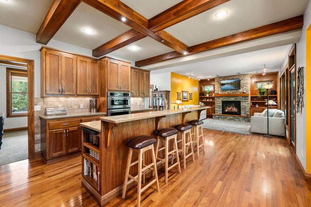 380 Sioux Lookout, Lino Lakes, MN 55014