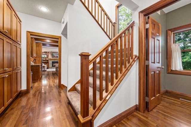380 Sioux Lookout, Lino Lakes, MN 55014