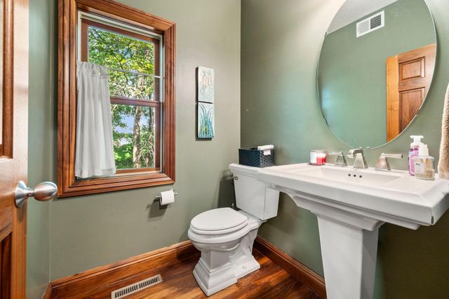 380 Sioux Lookout, Lino Lakes, MN 55014