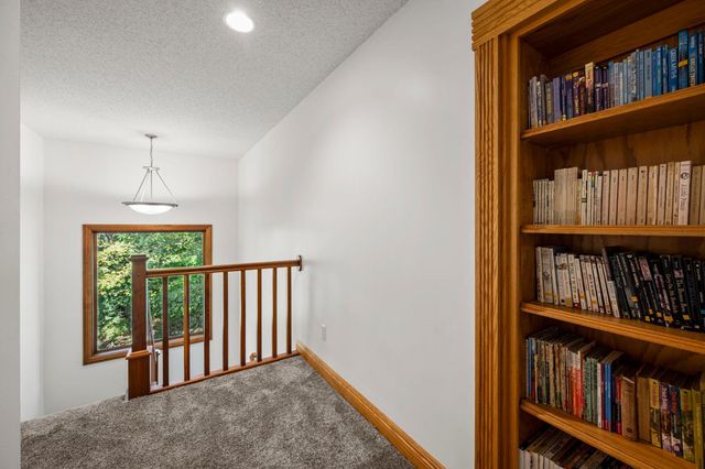 380 Sioux Lookout, Lino Lakes, MN 55014