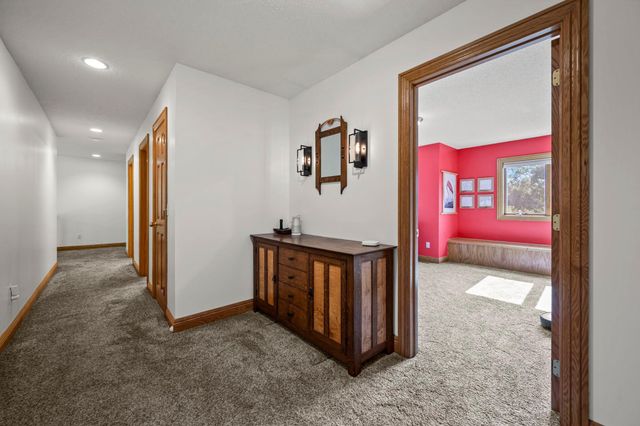 380 Sioux Lookout, Lino Lakes, MN 55014
