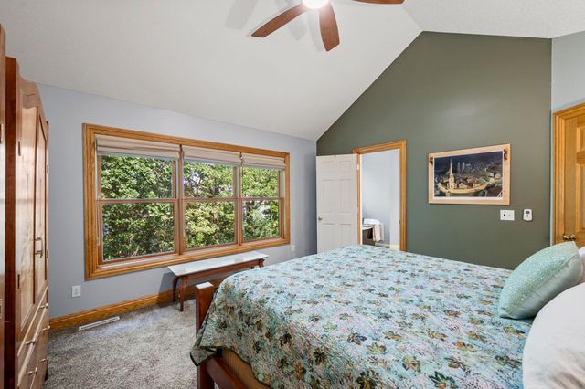 380 Sioux Lookout, Lino Lakes, MN 55014