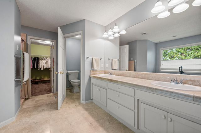 380 Sioux Lookout, Lino Lakes, MN 55014