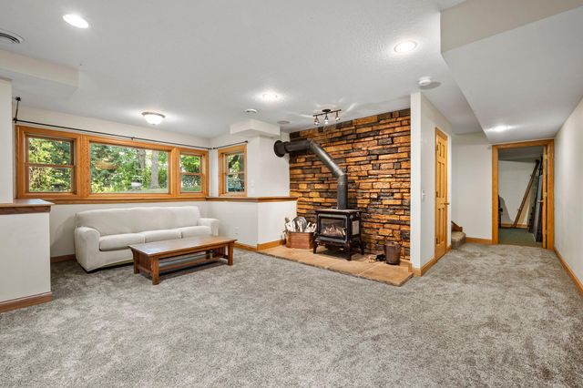 380 Sioux Lookout, Lino Lakes, MN 55014