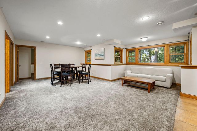 380 Sioux Lookout, Lino Lakes, MN 55014