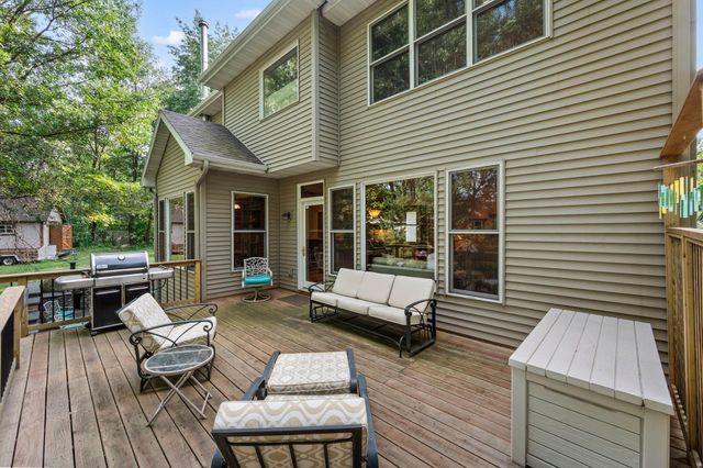380 Sioux Lookout, Lino Lakes, MN 55014