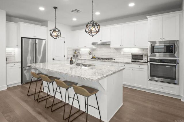 21557 Trail Ridge Drive, Escondido, CA 92029