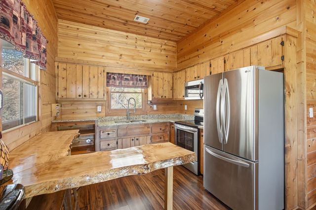 12877 Appalachian Hwy, Morganton, GA 30560