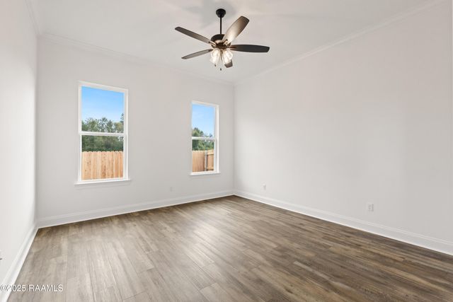 101 Gosling Way, Lafayette, LA 70507