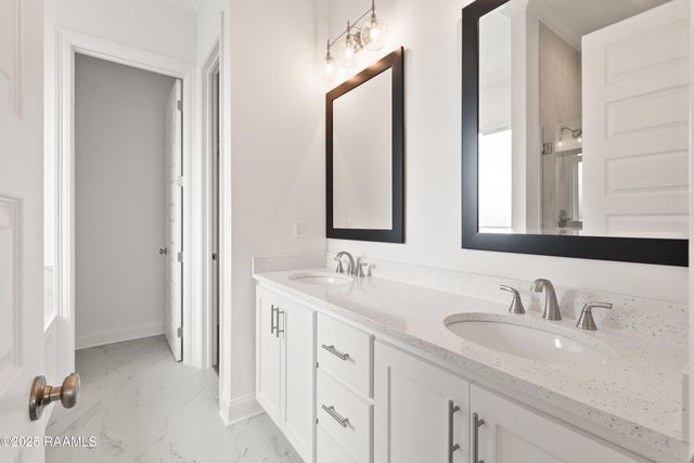 101 Gosling Way, Lafayette, LA 70507