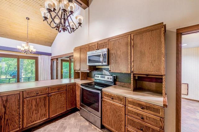 9223 W 2nd Avenue, Stillwater, OK 74074