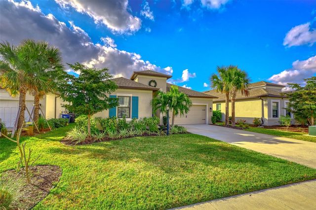 6374 GRANDVIEW HILL COURT, Bradenton, FL 34203