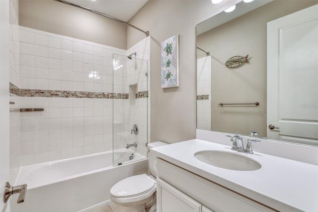 6374 GRANDVIEW HILL COURT, Bradenton, FL 34203