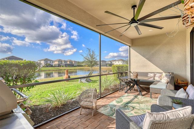 6374 GRANDVIEW HILL COURT, Bradenton, FL 34203