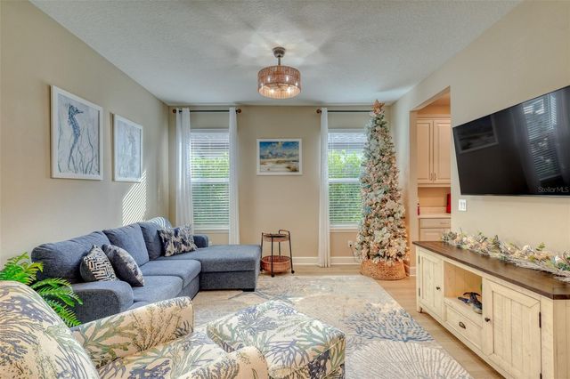 6374 GRANDVIEW HILL COURT, Bradenton, FL 34203