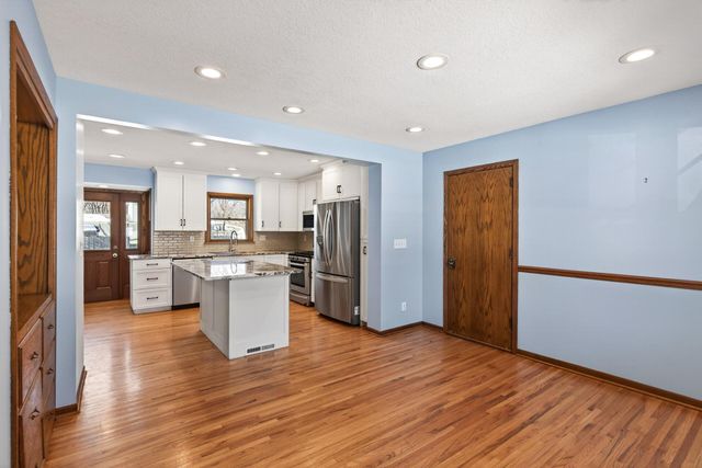 11604 Eldorado Street NW, Coon Rapids, MN 55433